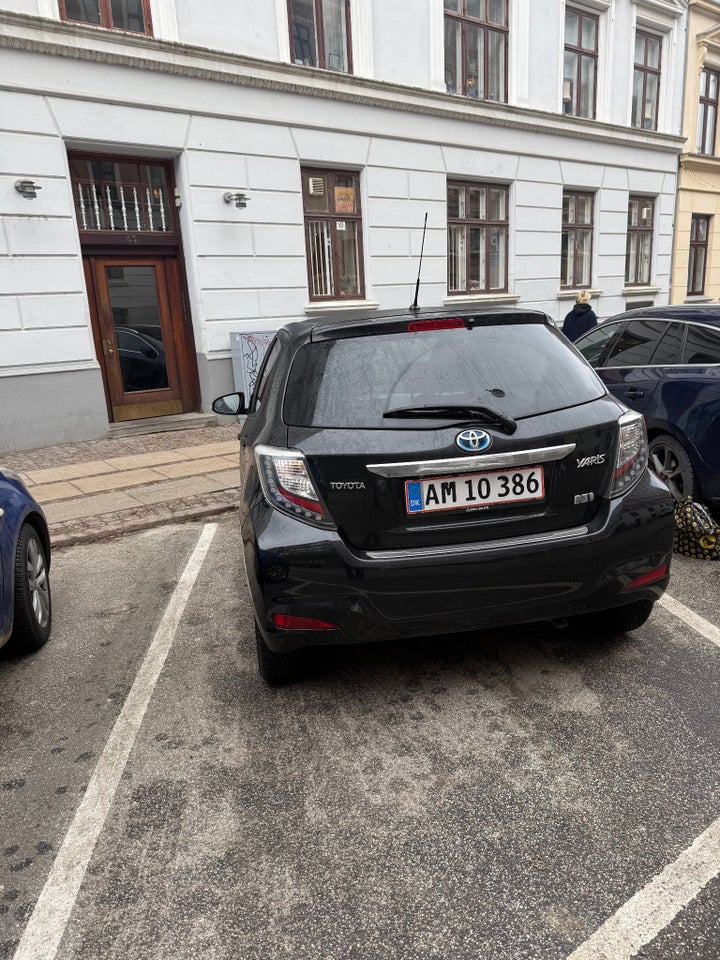 Toyota Yaris 1,5 Hybrid H2 Touch CVT 5d