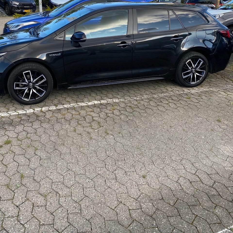 Toyota Corolla 1,8 Hybrid H1 Touring Sports MDS 5d
