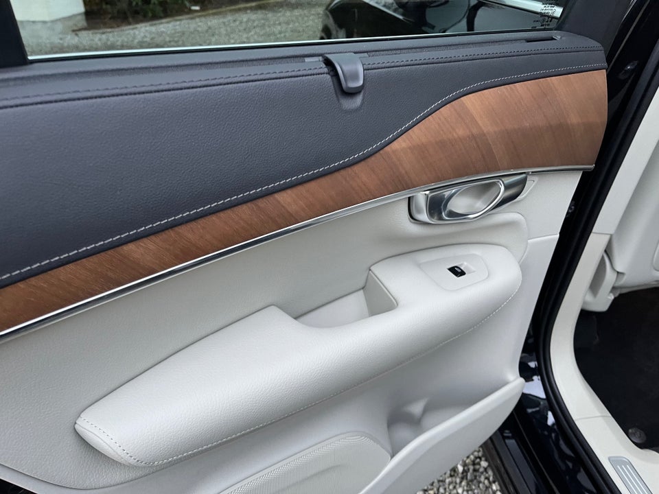 Volvo XC90 2,0 T8 ReCharge Inscription aut. AWD 7prs 5d