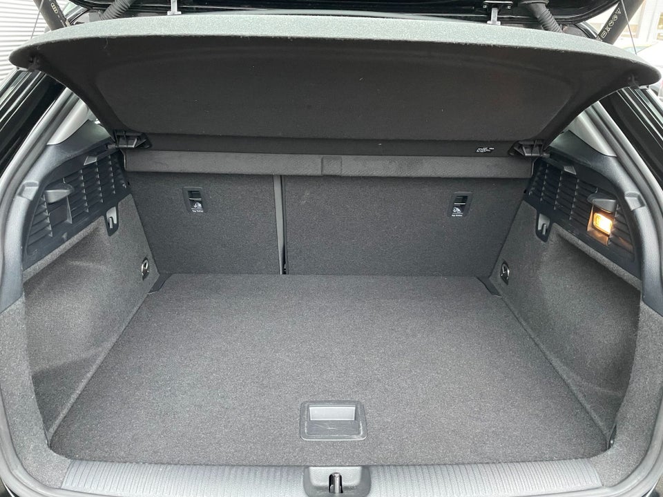 Audi Q2 35 TFSi Prestige S-tr. 5d