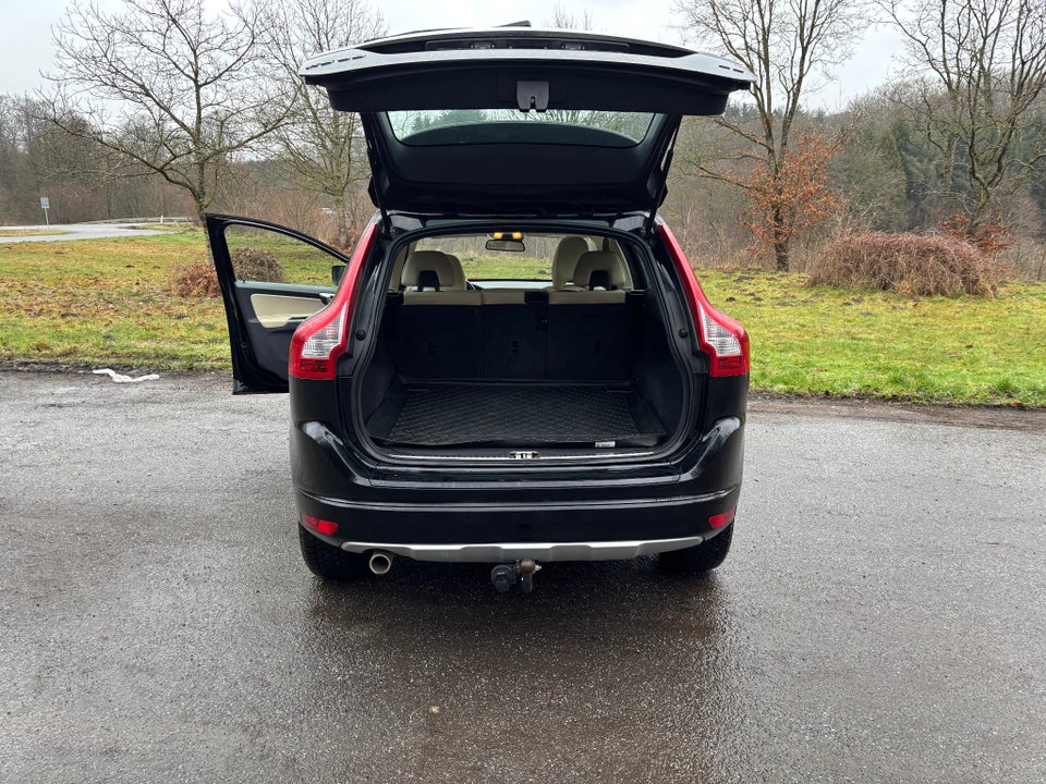 Volvo XC60 2,0 D3 150 Momentum aut. 5d