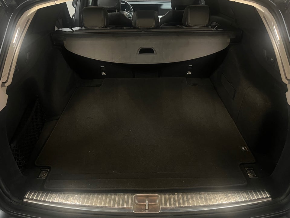 Mercedes E220 d 2,0 AMG Line stc. aut. 5d