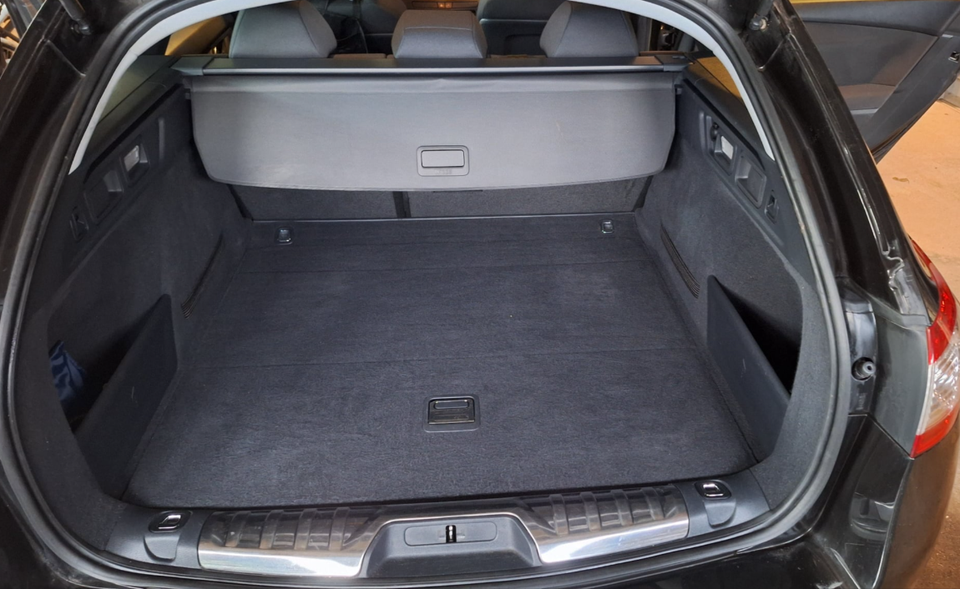 Peugeot 508 1,6 HDi 114 Active SW 5d