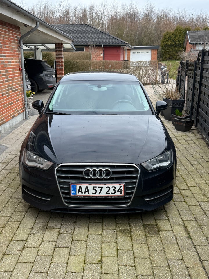 Audi A3 1,6 TDi Ambition Sportback 5d