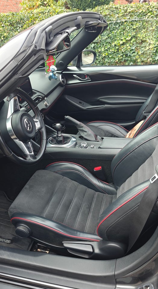 Mazda MX-5 2,0 SkyActiv-G 160 RF Sport 2d