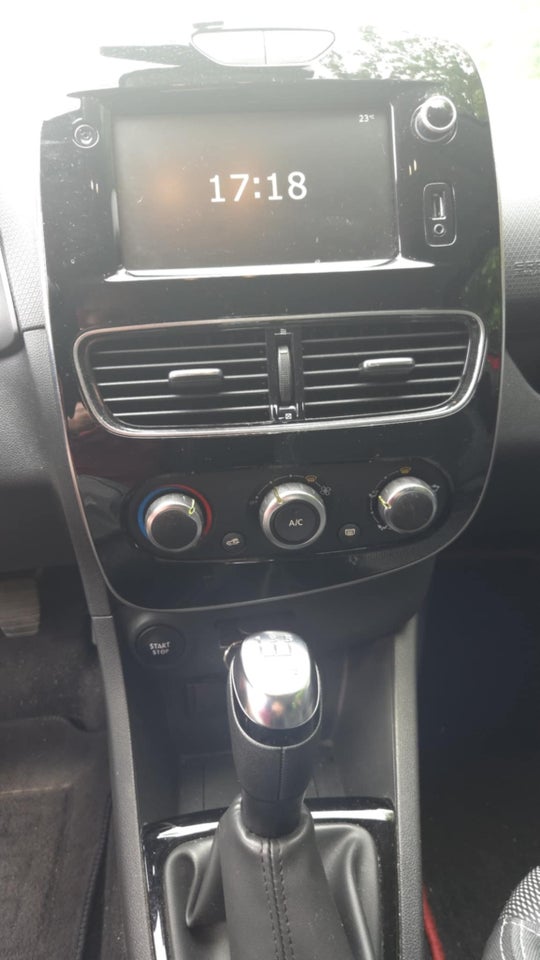 Renault Clio IV 0,9 TCe 90 Limited Sport Tourer 5d