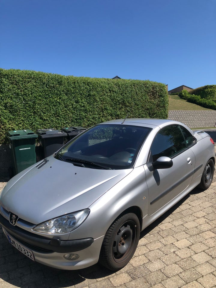 Peugeot 206 1,6 16V CC 2d