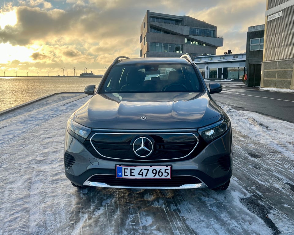 Mercedes EQB250 Electric Art 5d
