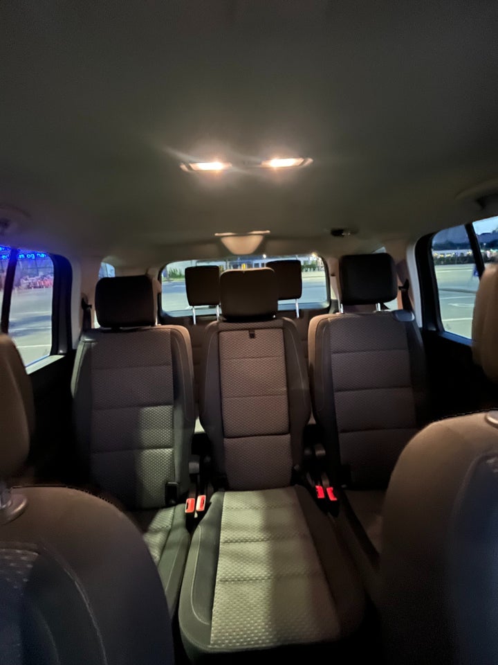 VW Touran 1,4 TSi 150 Comfortline 7prs 5d