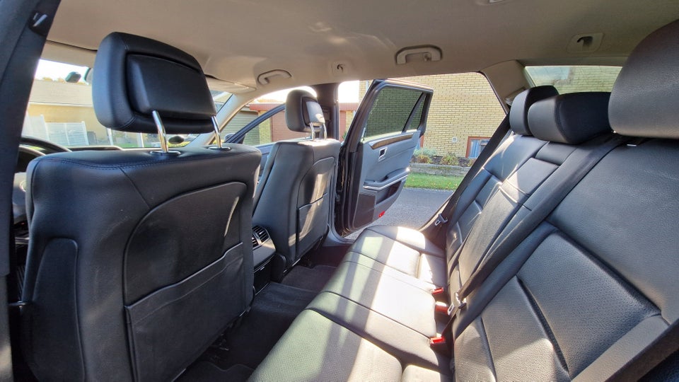 Mercedes E200 2,2 CDi Elegance stc. aut. BE 5d