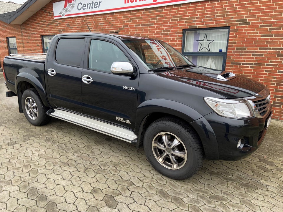 Toyota HiLux 3,0 D-4D Db.Kab aut. 4x4 T4 4d