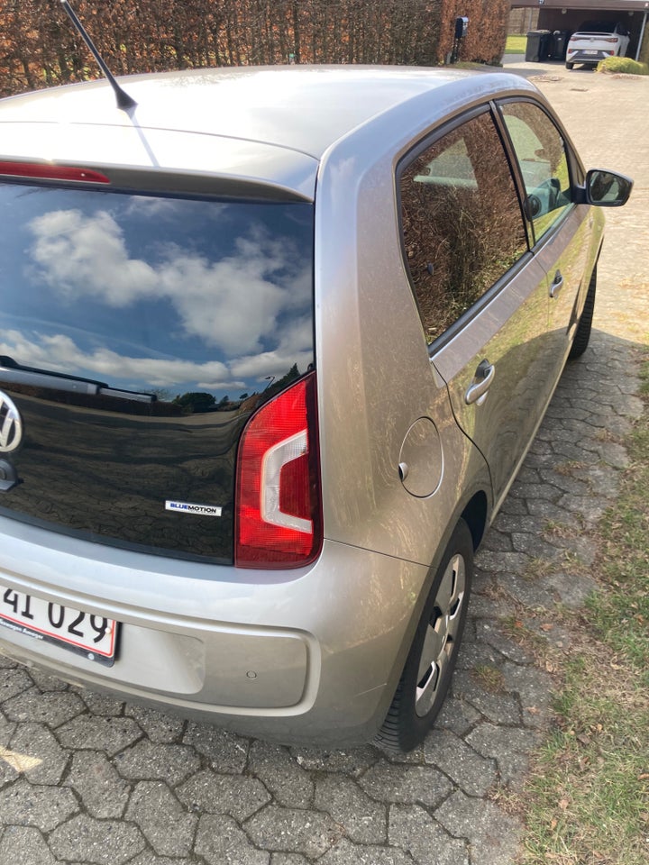 VW Up! 1,0 60 High Up! BMT 5d