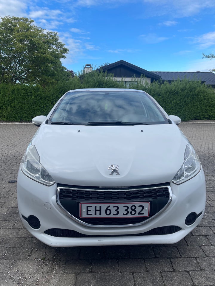 Peugeot 208 1,0 VTi Active 5d