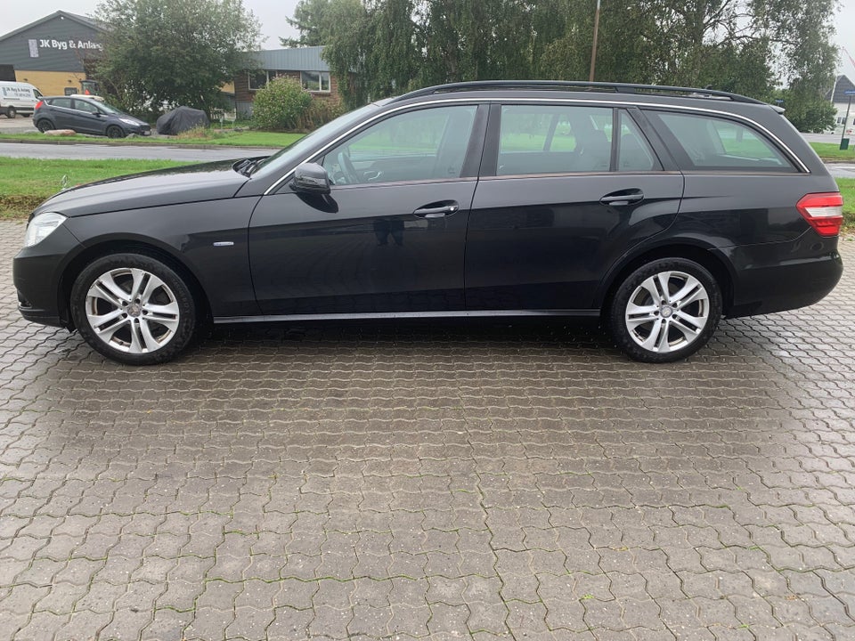 Mercedes E200 2,2 CDi stc. aut. BE 5d