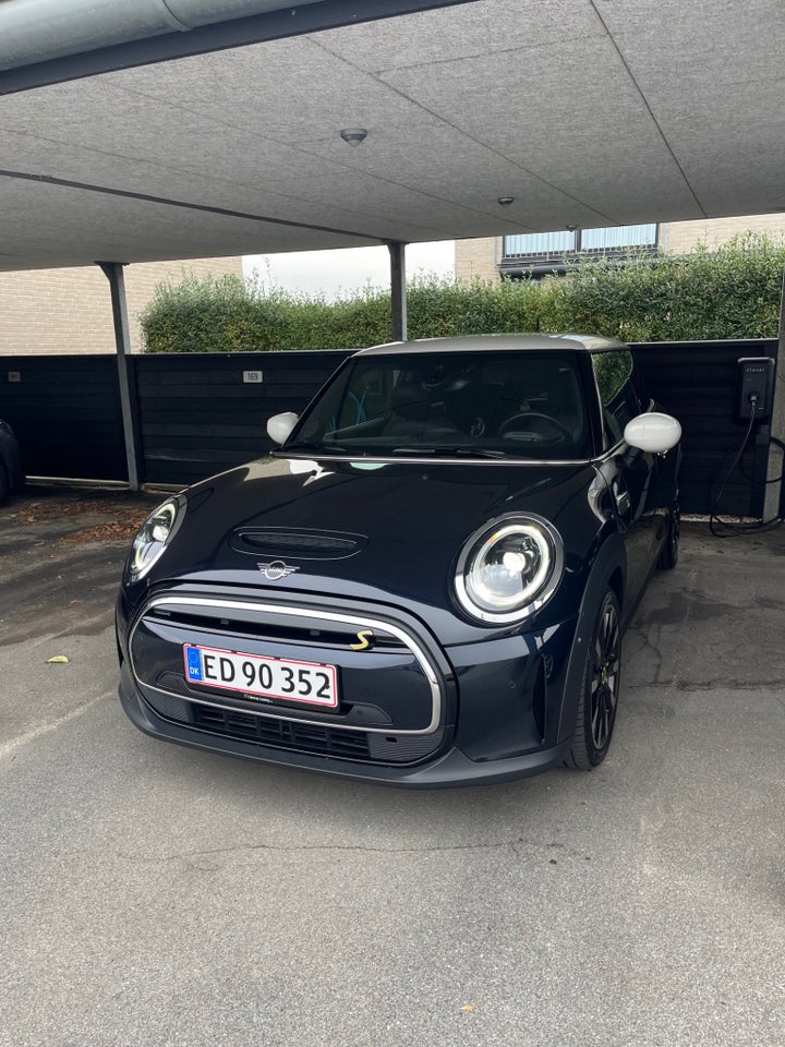 MINI Cooper SE Maximise 3d