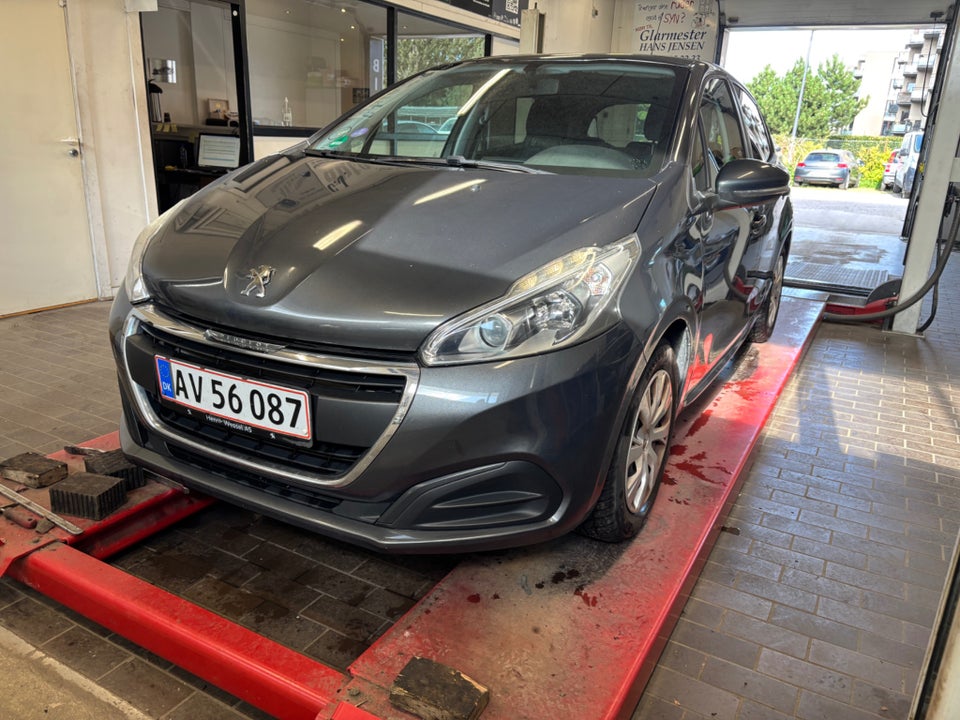 Peugeot 208 1,2 VTi 82 Active 5d