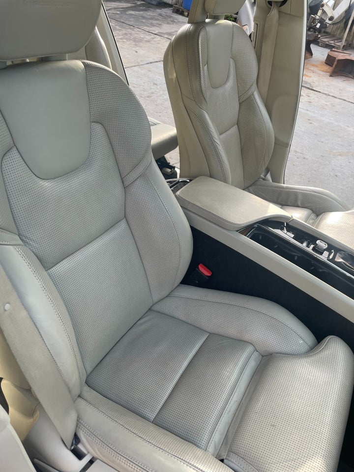Volvo XC90 2,0 T5 254 Inscription aut. AWD 7prs 5d