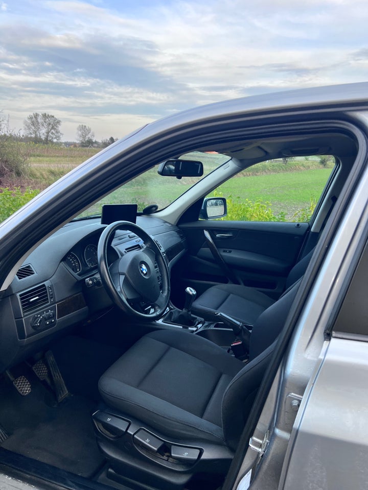 BMW X3 2,0  5d