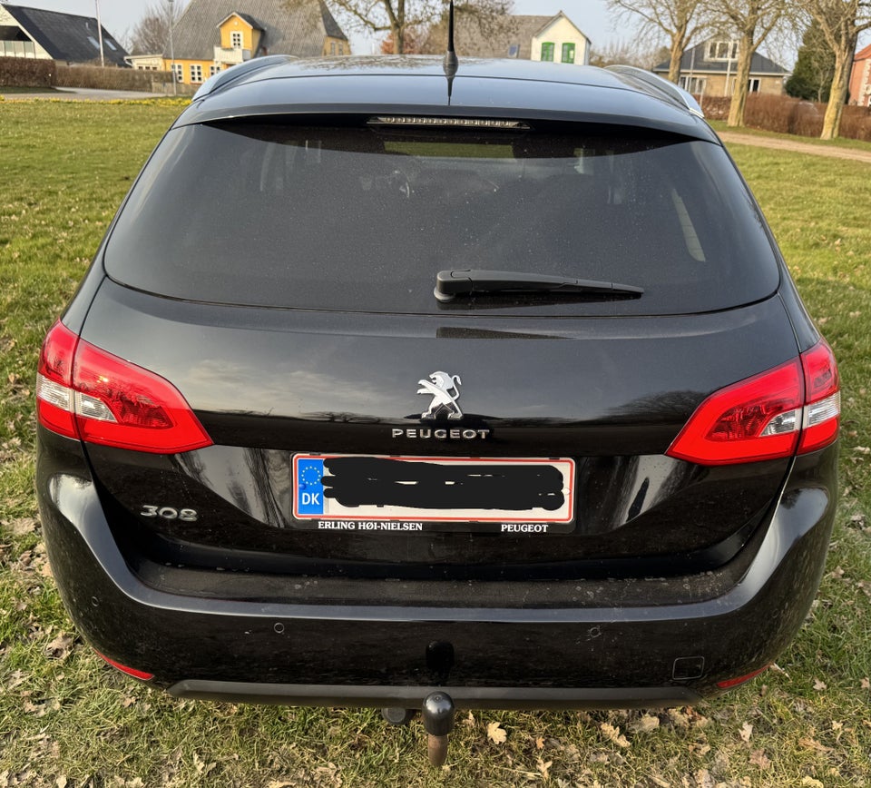 Peugeot 308 1,2 PureTech 130 Style SW 5d