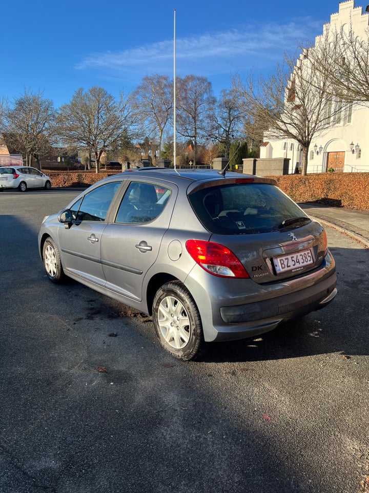 Peugeot 207 1,4 HDi 68 5d