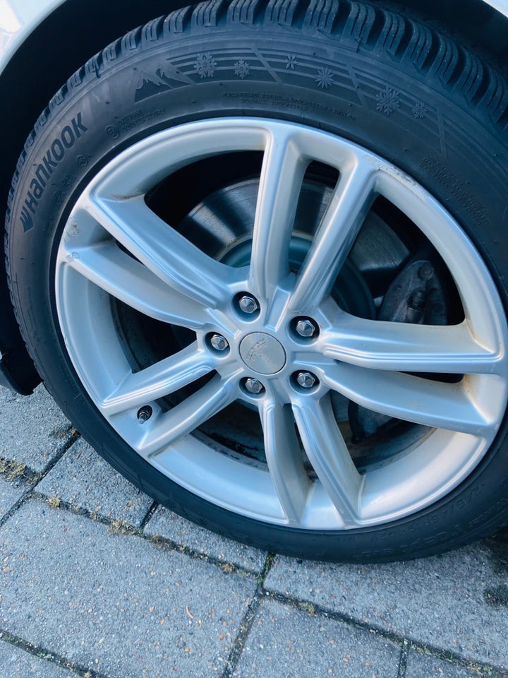 Tesla Model S 70D 5d