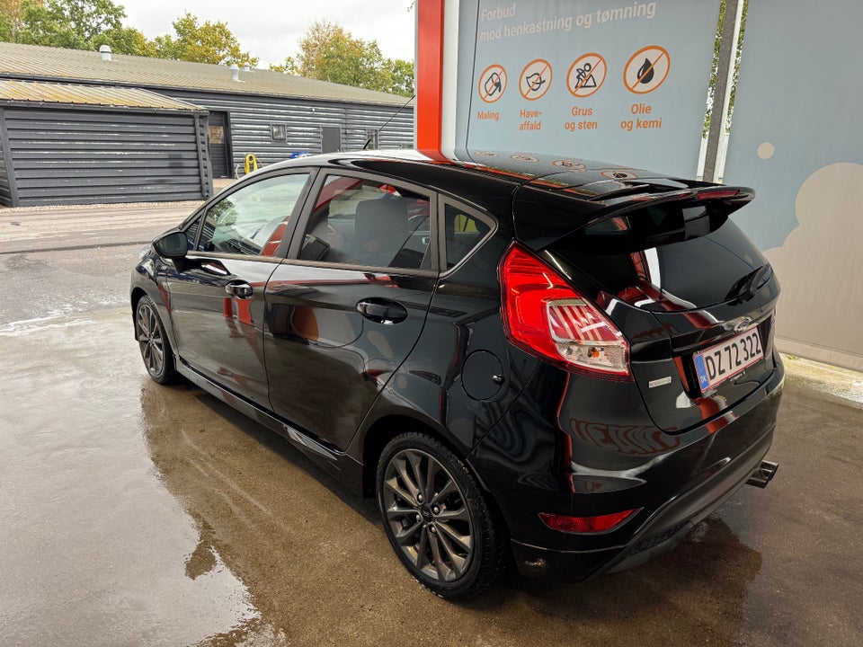 Ford Fiesta 1,0 EcoBoost ST-Line 5d