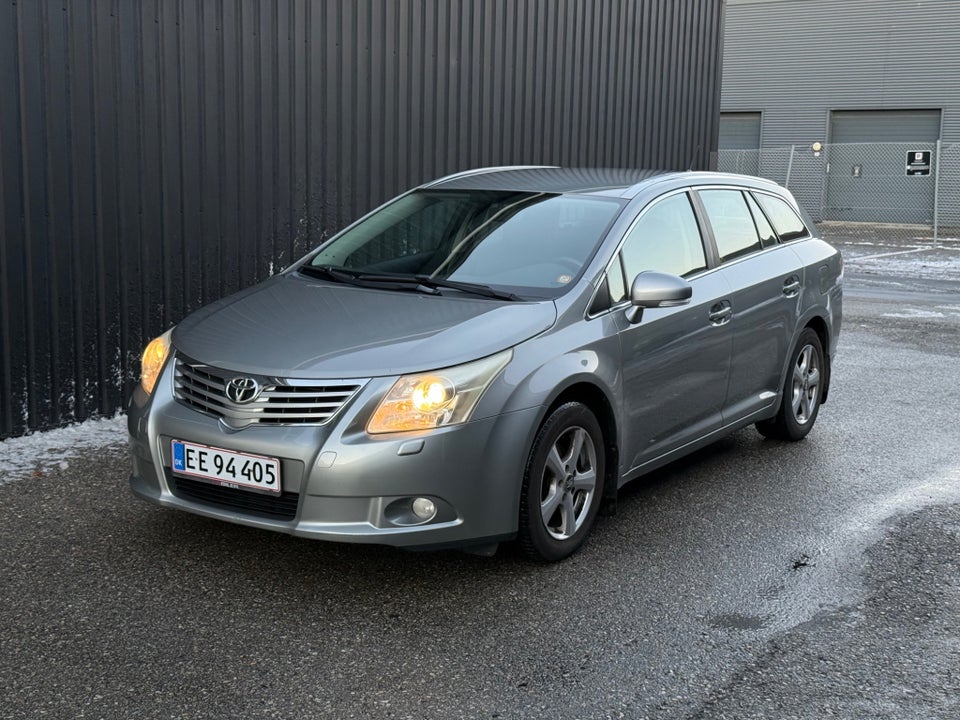 Toyota Avensis 1,6 VVT-i TX stc. 5d