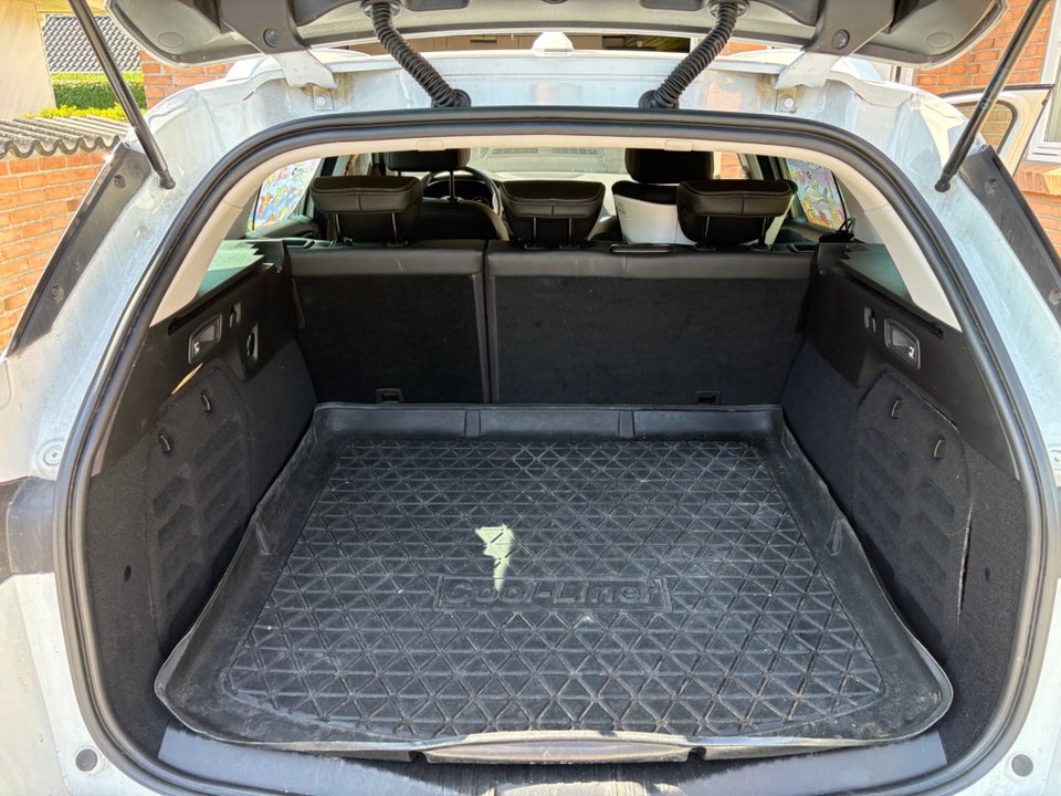 Renault Megane IV 1,6 E-Tech R.S. Line Sport Tourer 5d