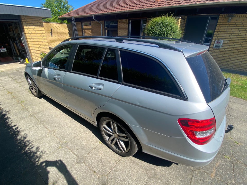 Mercedes C220 2,2 CDi stc. aut. BE 5d