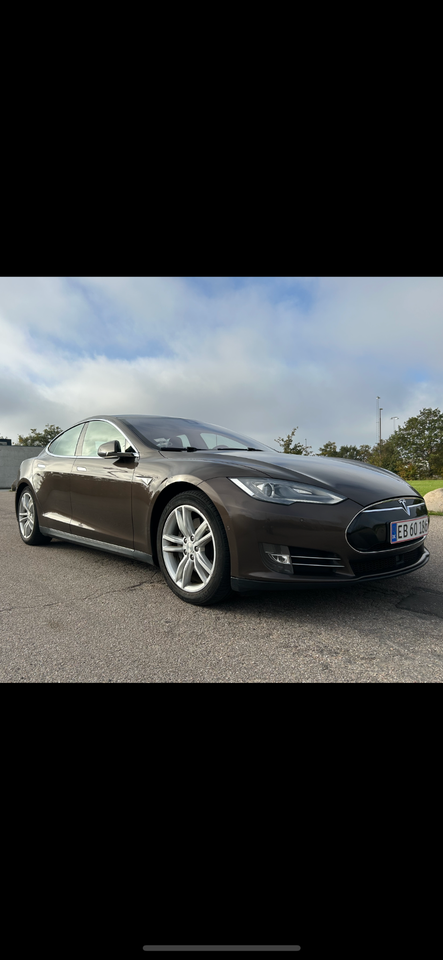 Tesla Model S 85D 5d