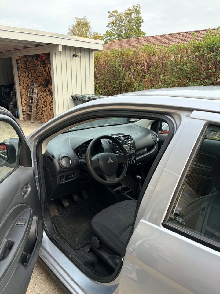 Mitsubishi Space Star 1,0 Inform 5d