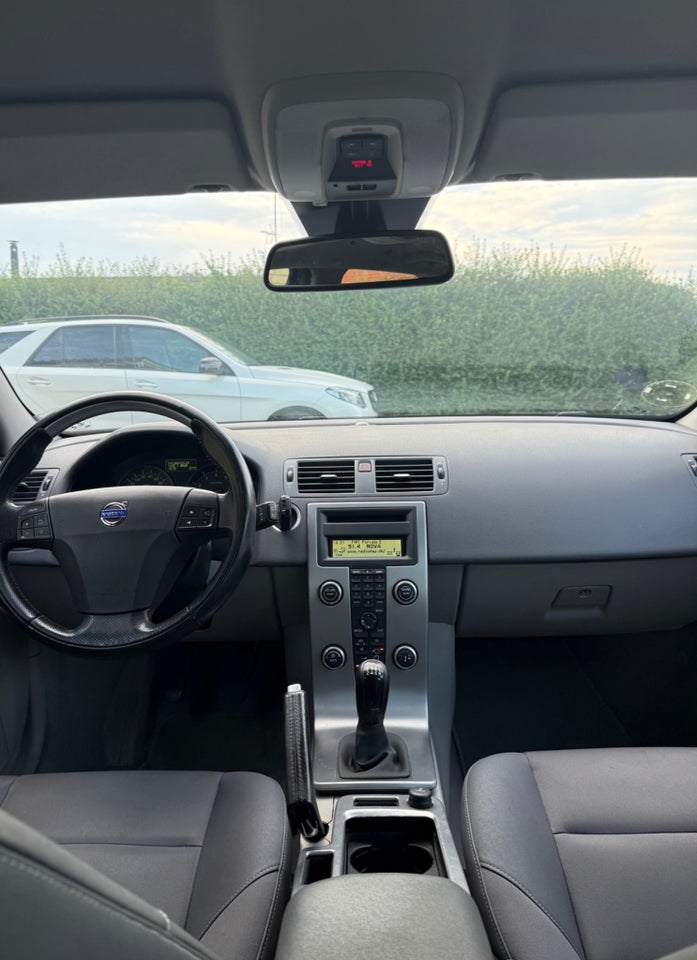 Volvo V50 2,5 T5 Momentum 5d