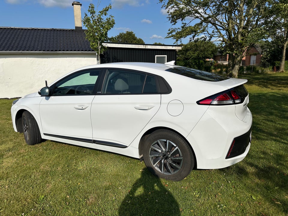 Hyundai Ioniq 40 EV Trend 5d