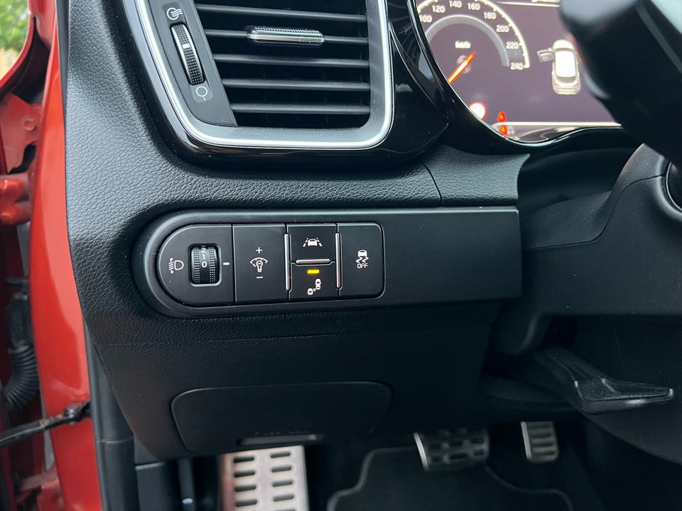Kia XCeed 1,6 CRDi 136 Premium DCT 5d