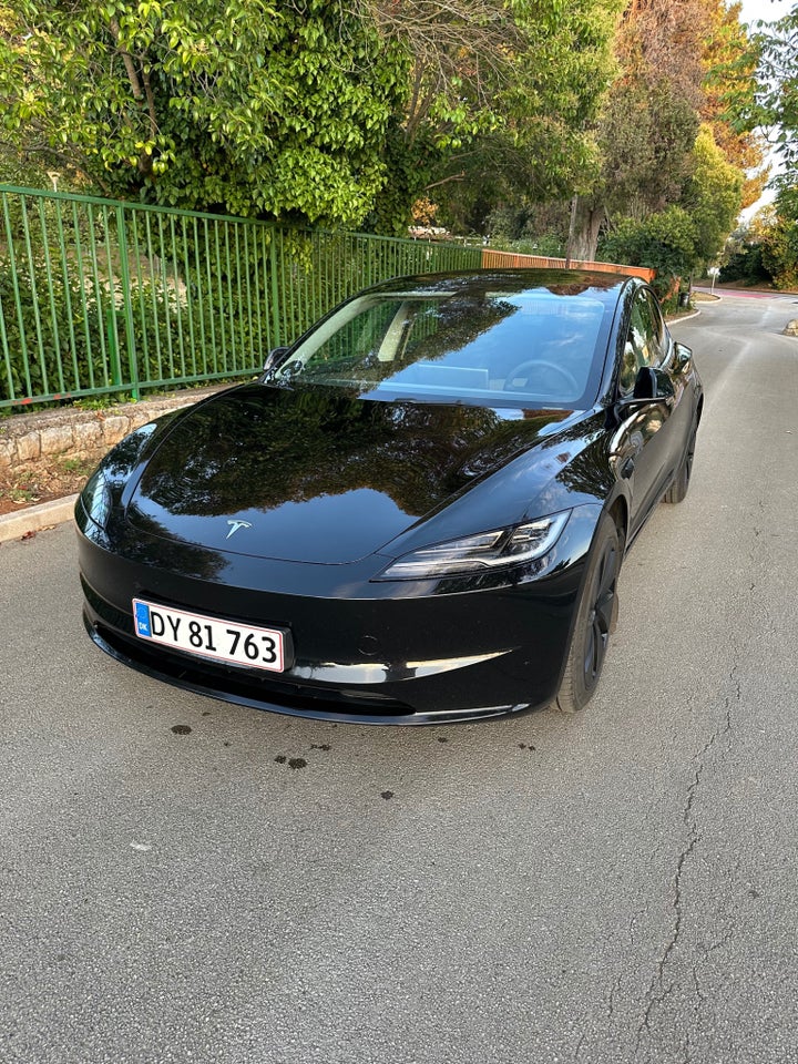 Tesla Model 3 RWD 4d