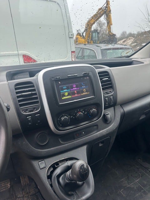 Renault Trafic T29 1,6 dCi 125 L2H1