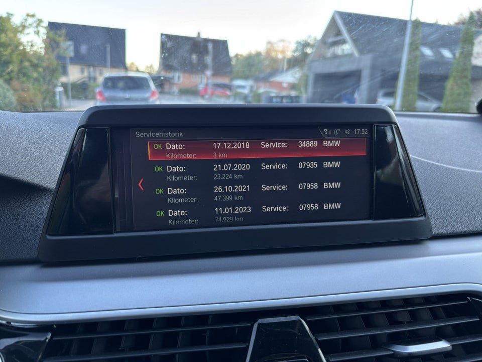 BMW 520d 2,0 Touring Connected aut. 5d