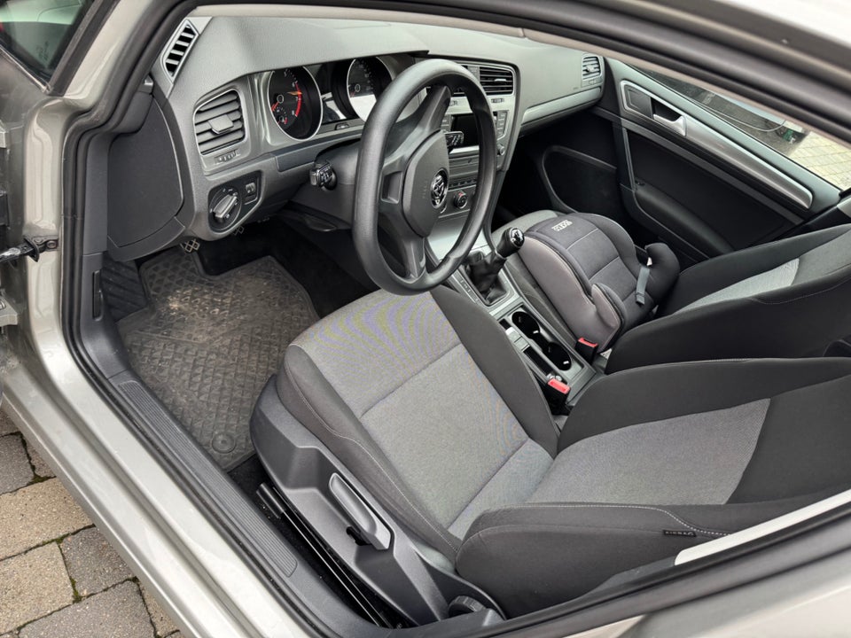 VW Golf VII 1,2 TSi 85 Startline BMT 5d