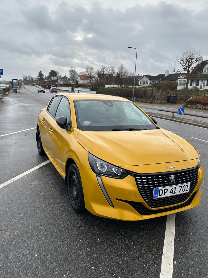 Peugeot 208 1,2 PureTech 100 Allure 5d