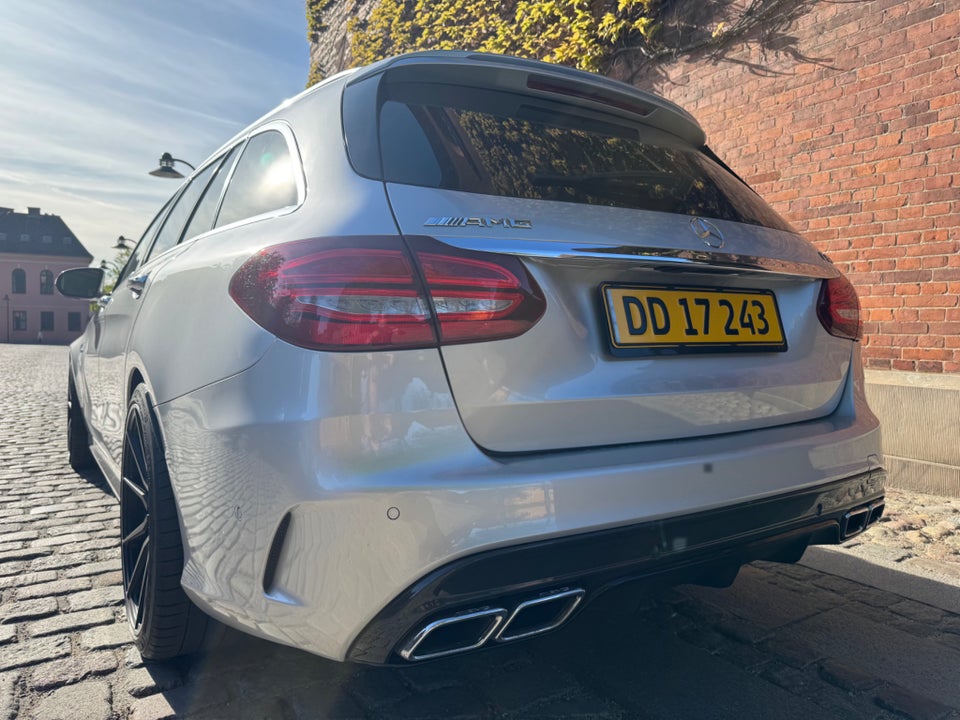 Mercedes C63 4,0 AMG stc. aut. Van 5d