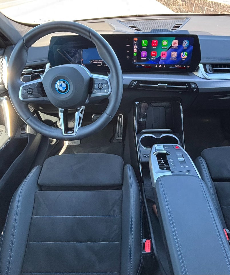 BMW iX1 eDrive20 Fully Charged M-Sport 5d