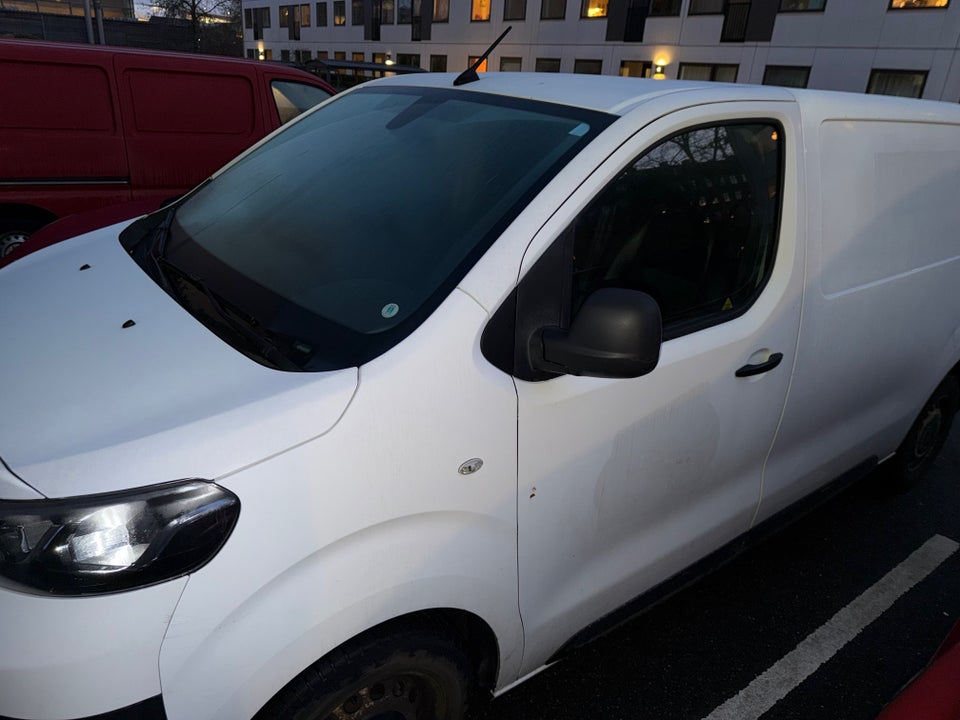 Toyota ProAce 2,0 D 120 Long Comfort 5d