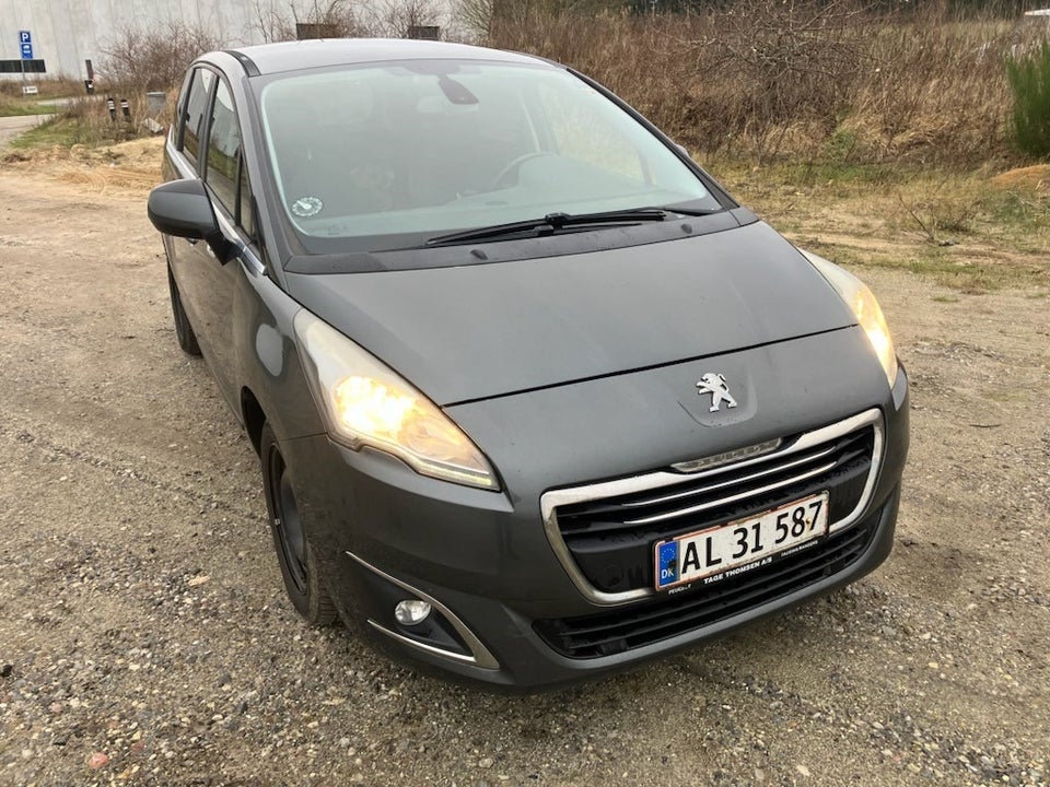 Peugeot 5008 2,0 HDi 150 Style 7prs 5d