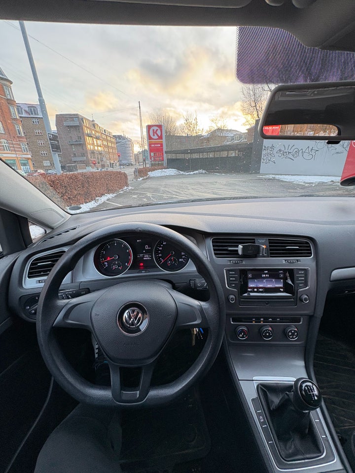 VW Golf VII 1,2 TSi 85 Startline BMT 5d