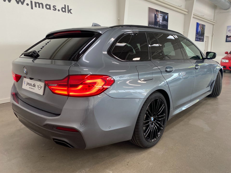 BMW 530d 3,0 Touring M-Sport xDrive aut. 5d