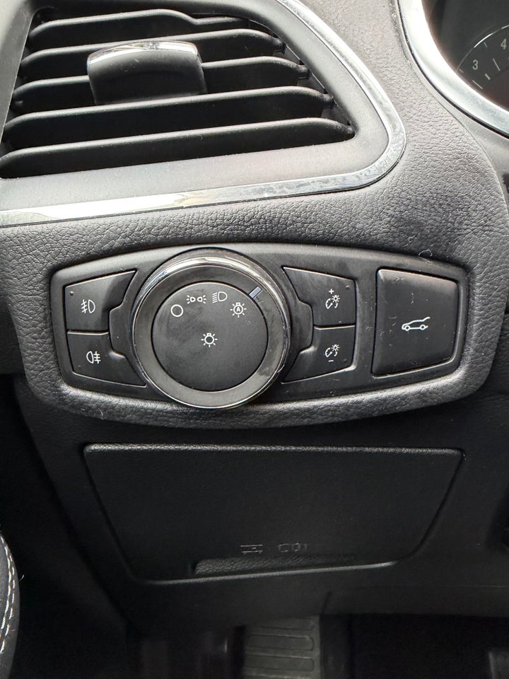 Ford S-MAX 2,0 EcoBlue Titanium aut. 7prs 5d