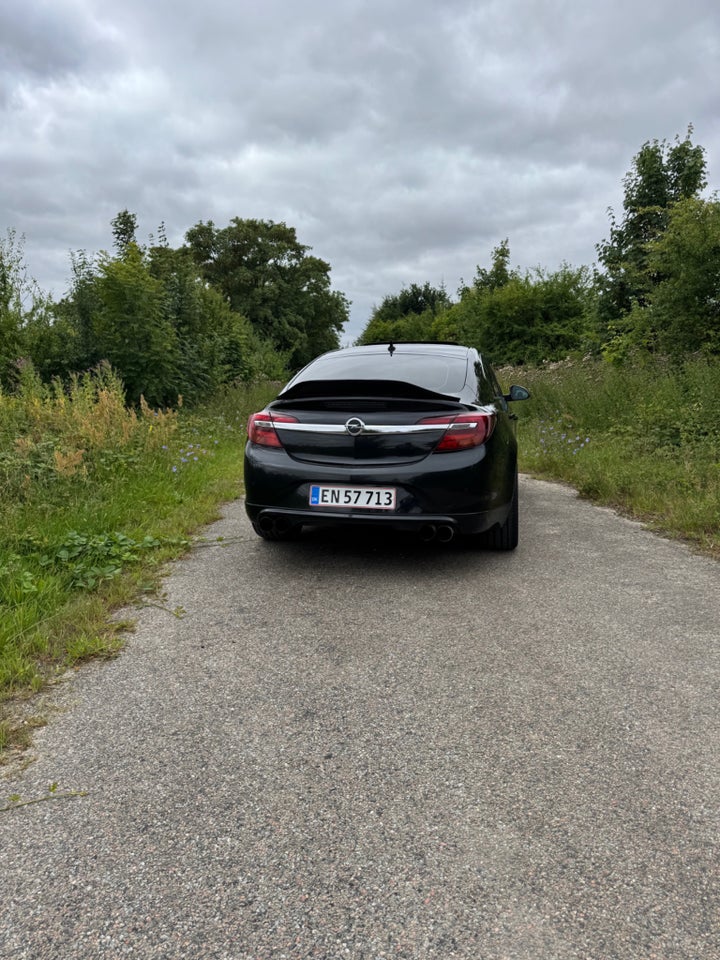 Opel Insignia 2,0 T 250 OPC aut. 4x4 5d