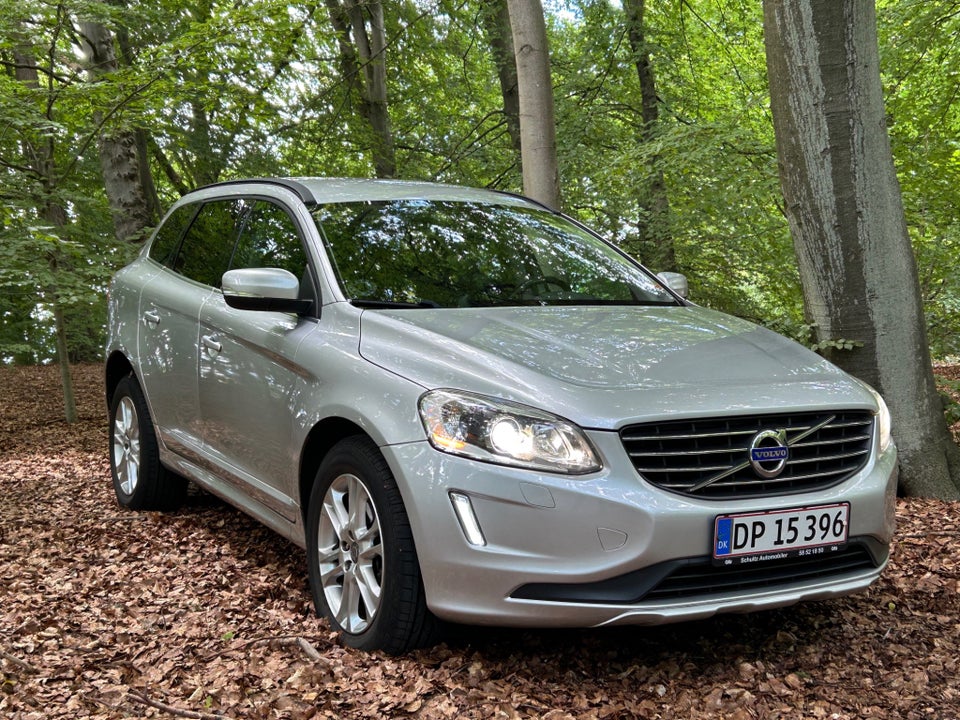 Volvo XC60 2,0 D4 181 Momentum aut. 5d