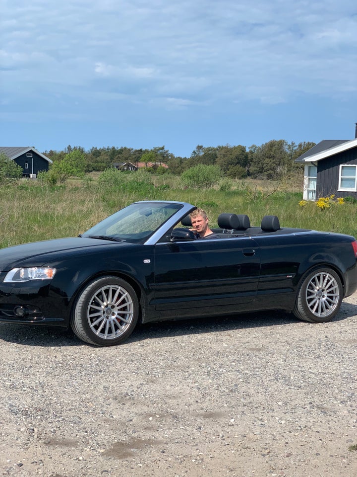 Audi A4 2,0 TFSi Cabriolet Multitr. 2d
