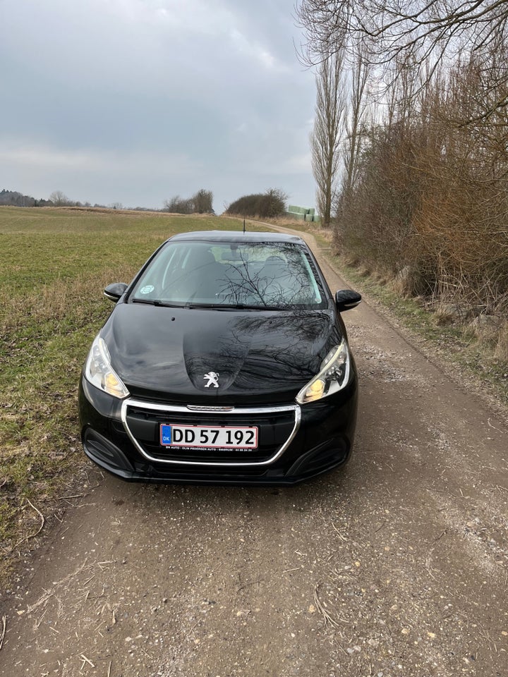 Peugeot 208 1,2 VTi Style 5d